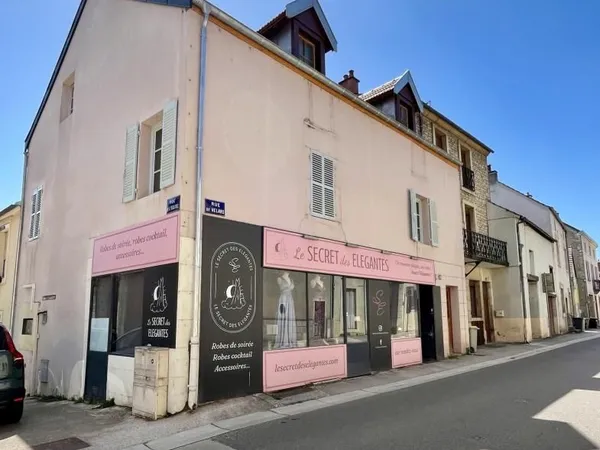 Immeuble 180 m²