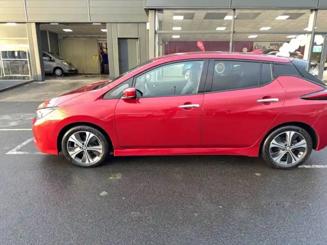 Nissan Leaf electrique 40kwh — photo 25