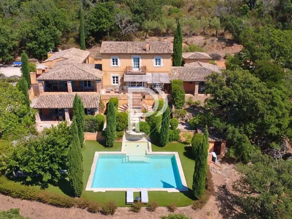 Bastide provencale au Plan de la Tour