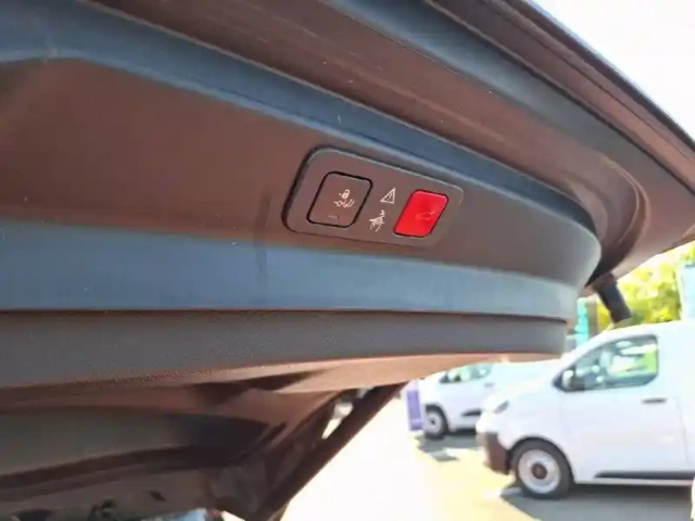 Peugeot 5008 bluehdi 180ch s&amp;s eat8 — photo 25