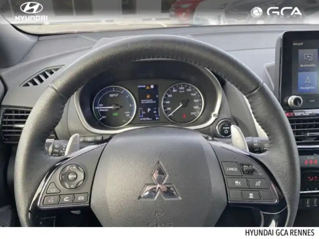 Mitsubishi Eclipse cross 2.4 mivec phev 188ch intense design 4wd — photo 8