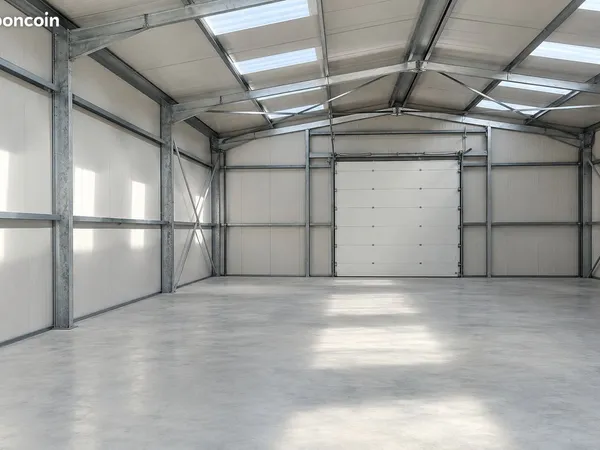 LOCAL PROFESSIONNEL NEUF - 150 m² - ISOLÉ - ZONE ARTISANALE - PROCHE A85 - CHARGES COMPRISES