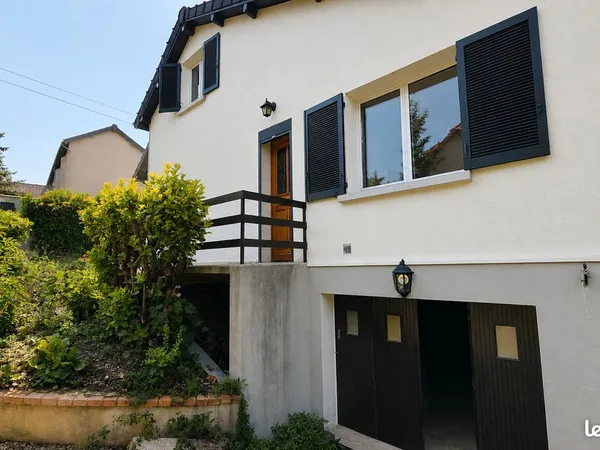 Maison 83 m² SAINT PARRES AUX TERTRES