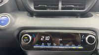 Toyota Yaris 116h Dynamic 5p MY22 — photo 19