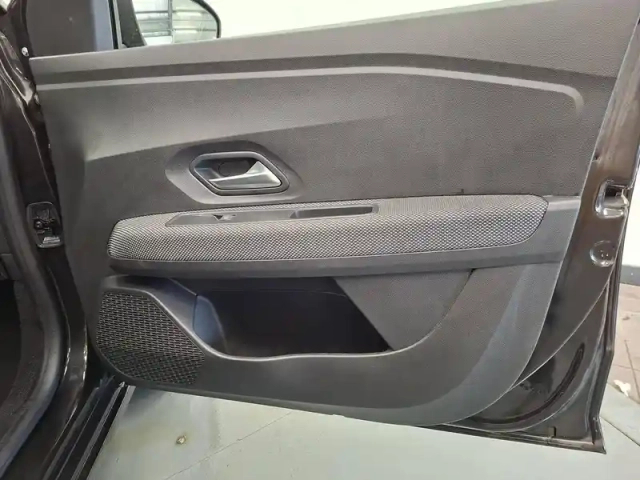 Dacia Sandero sce 65 - 22 — photo 21