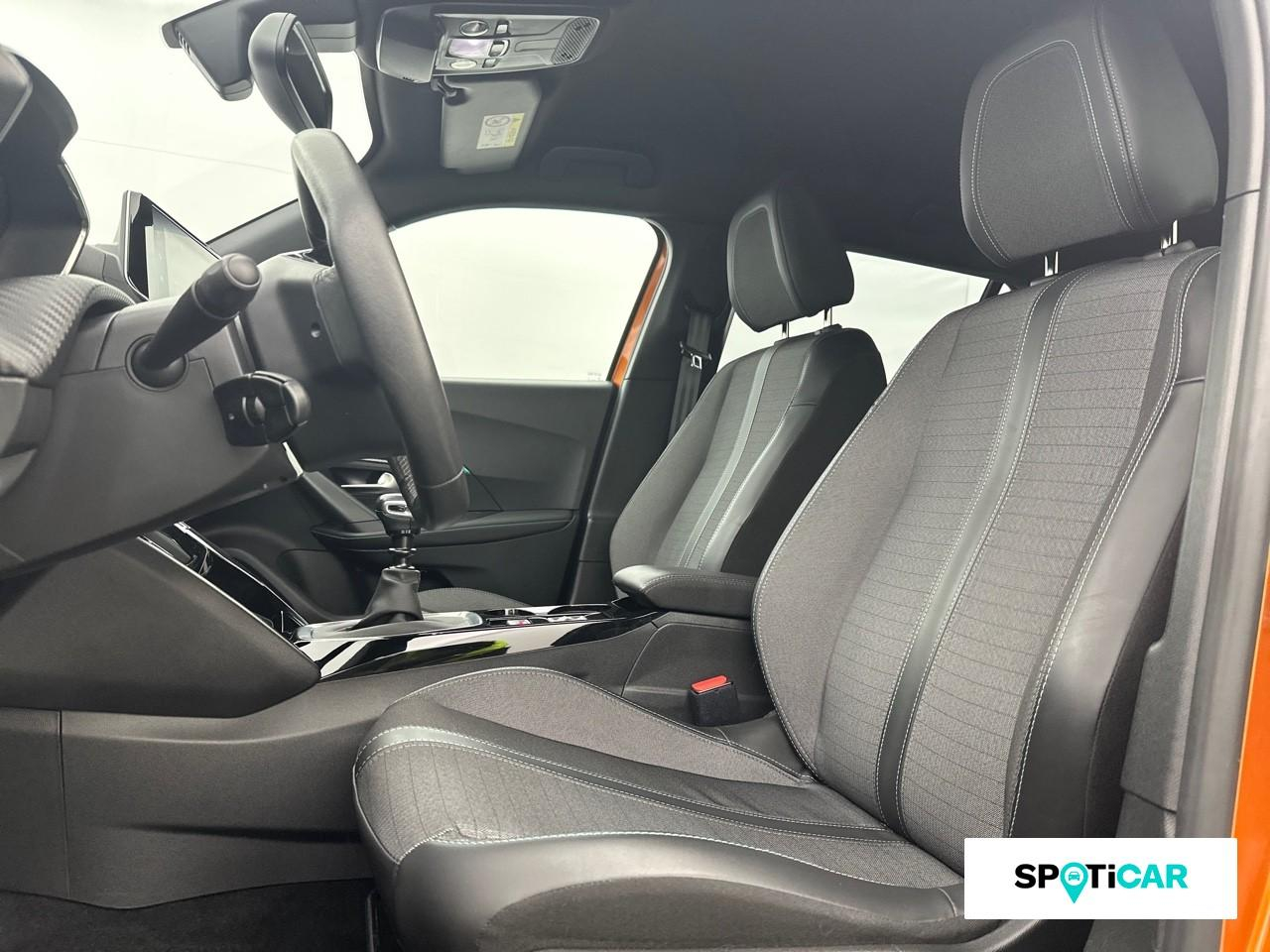 Peugeot 2008 1.2 puretech 100ch s&s allure — photo 9