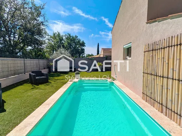 VILLA DE PLAIN PIED AVEC STUDIO ET PISCINE