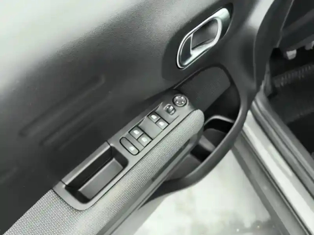 Citroën C3 Aircross puretech 110 s&amp;s bvm6 c-series — photo 20