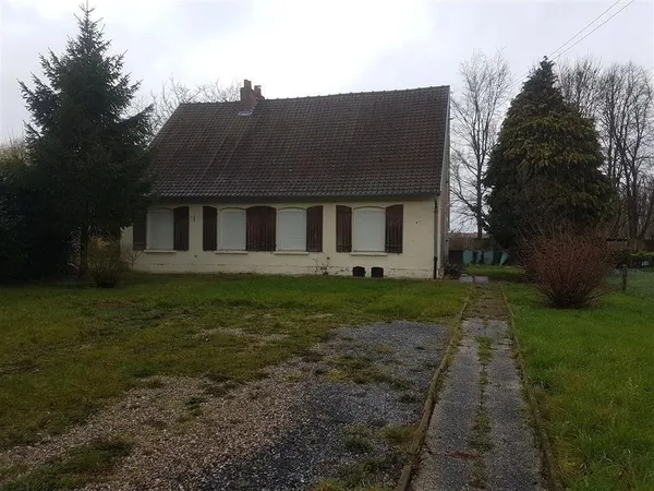 DOUAI - MAISON T4 À RÉNOVER AVEC BEAU POTENTIEL