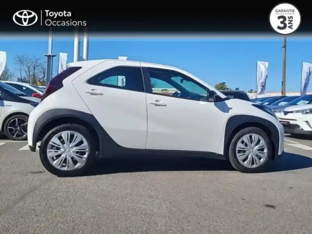 Toyota Aygo X 1.0 vvt-i 72ch dynamic my23 — photo 16