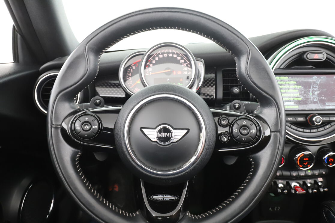 MINI Cabrio Cooper S Finition Exquisite BVA — photo 15