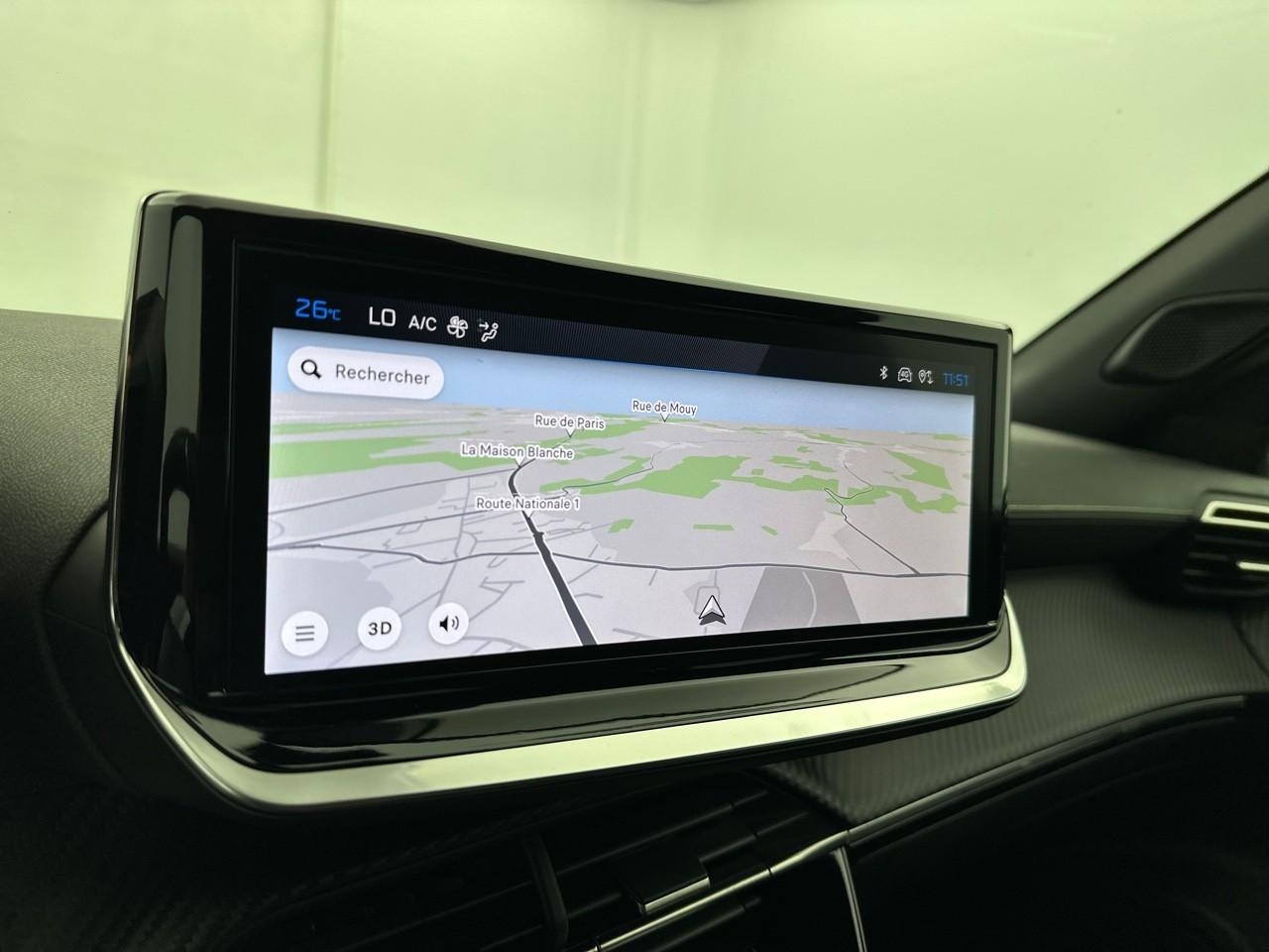 Peugeot 2008 hybrid 136 e-dcs6 gt — photo 10