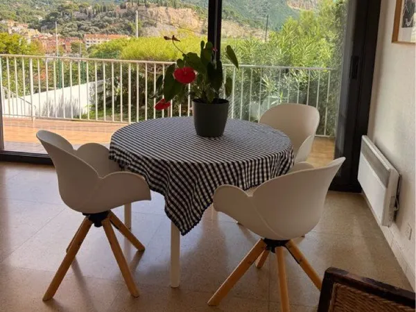 Jardin de 60m2 à 2 minutes à pied du port deCassis