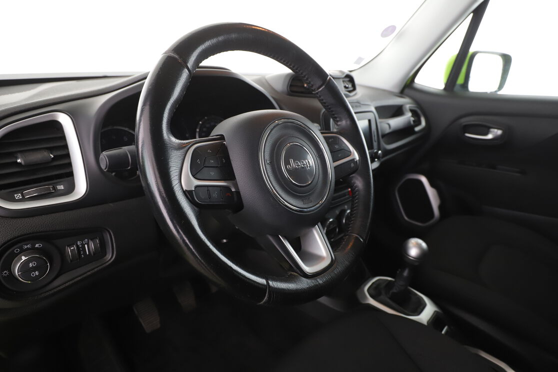 Jeep Renegade 1.6 E.torQ Evo South Beach — photo 10