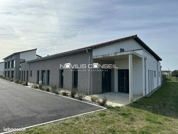 BUREAUX 71 m² BUZET-SUR-TARN