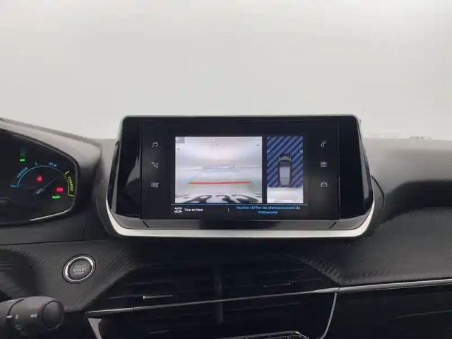 Peugeot 208 electrique 50 kwh 136ch — photo 32