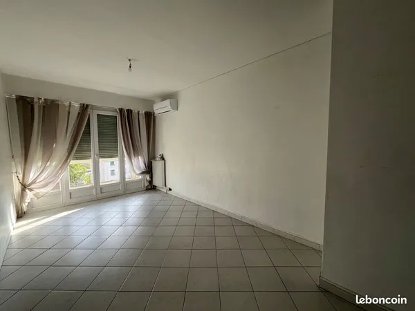 Appartement 3 pièces 82 m²