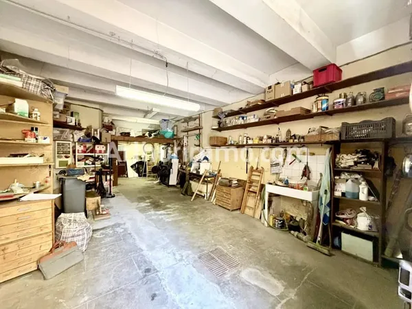 BEZIERS CENTRE VILLE GARAGE 48 M2