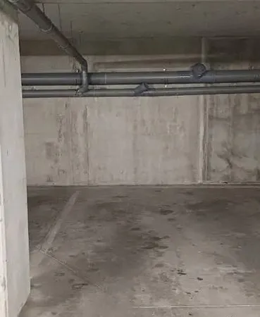 Parking sous sol adamville