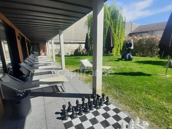 Hôtel 31 pièces 3228 m²