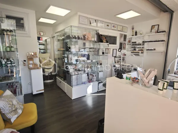 Fonds de commerce 3 pièces 24 m²