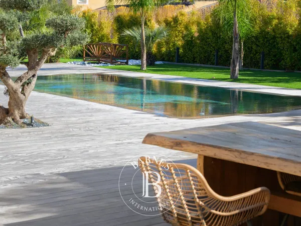 Vente - Sanary - Villa Contemporaine - Piscine - Proche plage et commerces