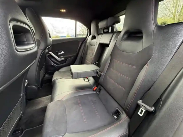 Mercedes Classe A 200 d 150ch amg line 8g-dct — photo 21