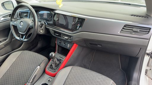 Volkswagen Polo 1.0 MPI 65 - Connect – 2019 – 112186 km – Essence – Boîte Manuelle — photo 22