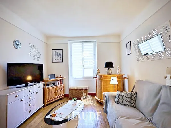 À Vendre dans le centre-ville de Chamalieres T3 au premier