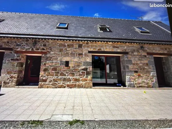 Longère en pierres