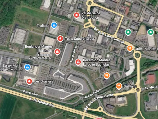 Fonds de commerce 692 m²