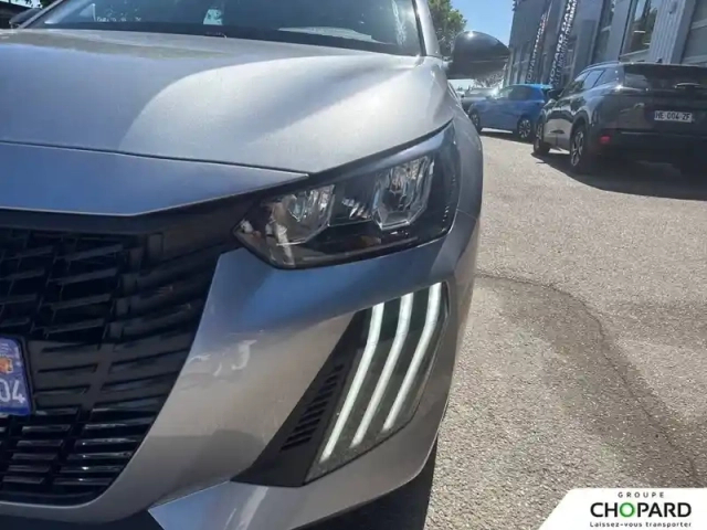 Peugeot 208 hybrid 110 ch e-dcs6 — photo 22