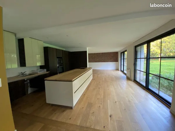 Maison lumineuse au calme avec vue sur prairie