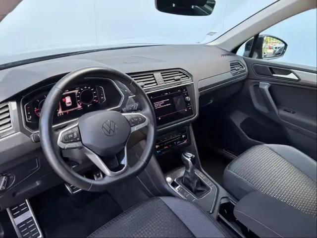 Volkswagen Tiguan 2.0 tdi 150ch active dsg7 — photo 27