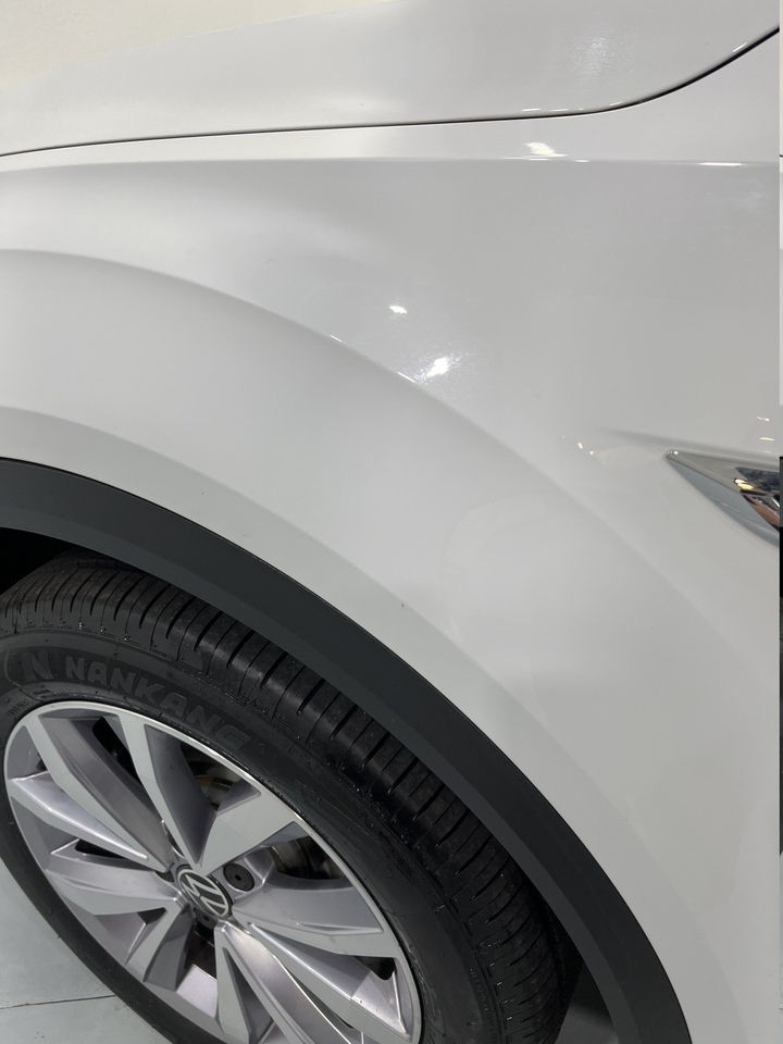 Volkswagen T-Roc — photo 34