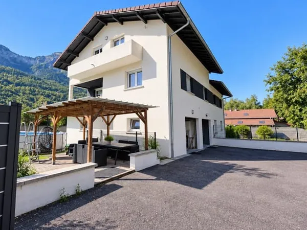 Appartement à vendre 5 pièces MAGLAND (74)