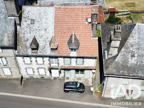 Bâtiment 125 m²
