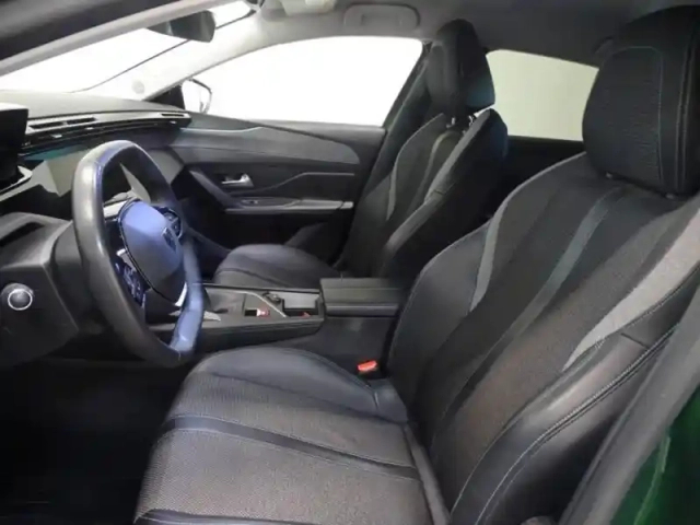 Peugeot 308 1.2 puretech 130ch s&amp;s allure pack — photo 6