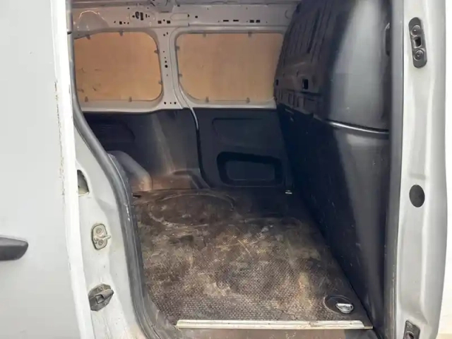 Citroën Berlingo van taille xl 950kg bluehdi 130 s&amp;s bvm6 — photo 32