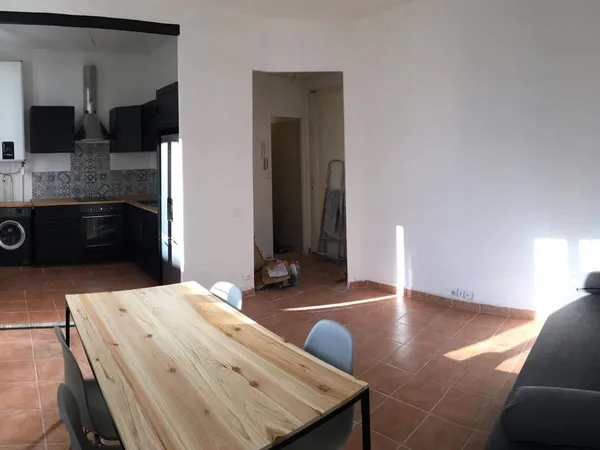 T2 secteur Timone 42m²