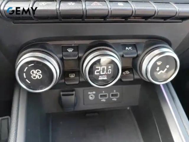 Renault Clio tce 90 - 21n — photo 21