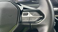 Peugeot 208 1.2 PureTech 75ch S&S Active — photo 17