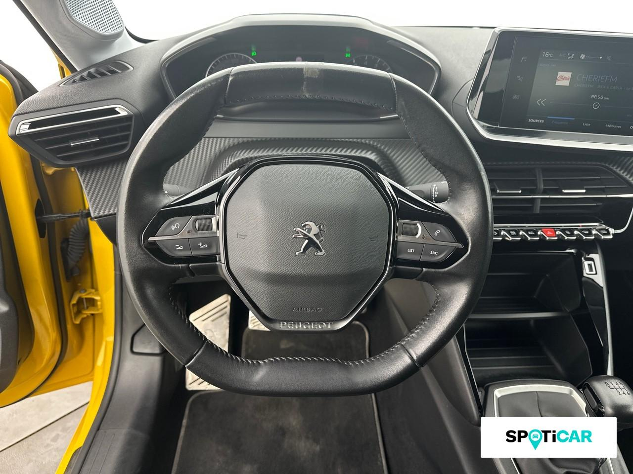 Peugeot 208 1.2 puretech 100ch s&s style 118g — photo 12