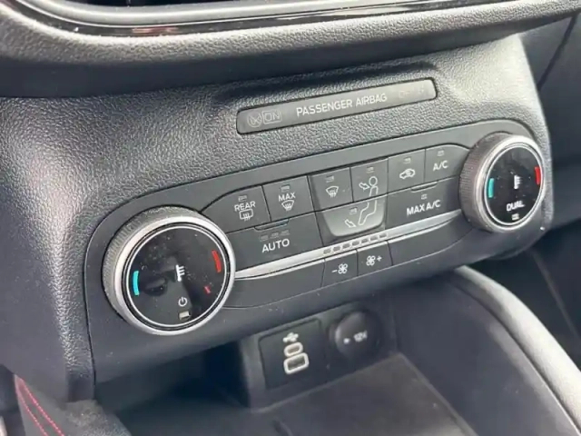Ford Kuga 2.5 duratec 225ch phev st-line bva — photo 15