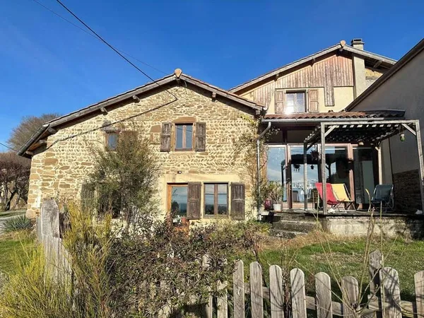 Maison 9 pièces 180 m²