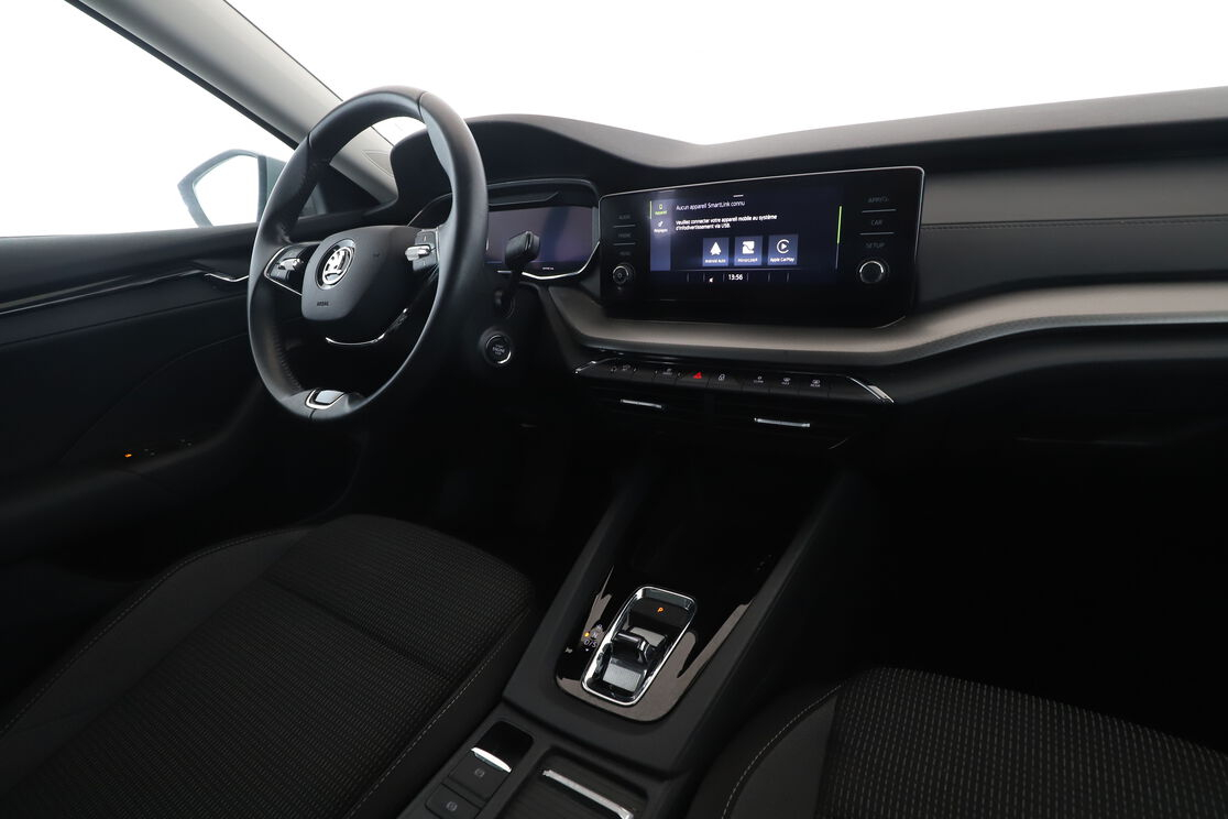 Skoda Octavia Combi 2.0 TDI Ambition DSG7 — photo 12