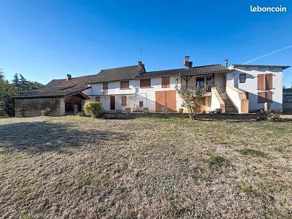 Maison 10 pièces 154 m²