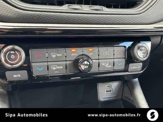 Jeep Compass 1.3 phev t4 240 ch 4xe eawd — photo 31