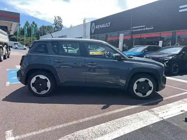 Renault 4 renault  e-tech electrique 150 ch autonomie confort — photo 8