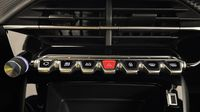 Peugeot 2008 1.2 PureTech 100ch S&S Allure — photo 26